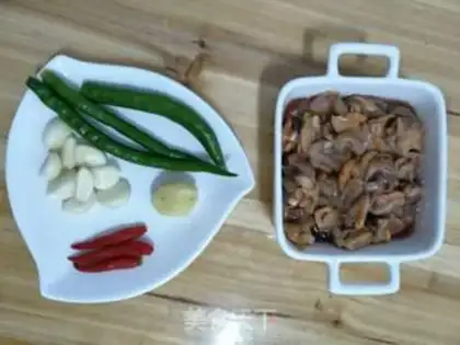 Make Garlic clams step 0