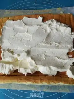 Make Handmade cream cake rolls step 13