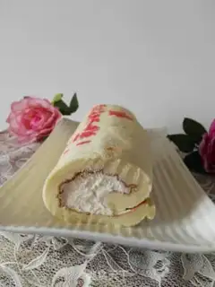 Make Handmade cream cake rolls step 14