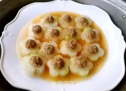 Make Wintermelon with pearls step 7