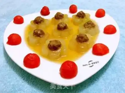 Make Wintermelon with pearls step 13