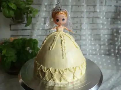 Make Barbie step 22