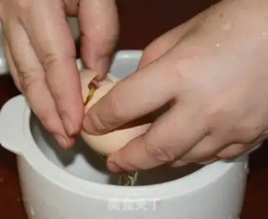 Make Eggs step 0