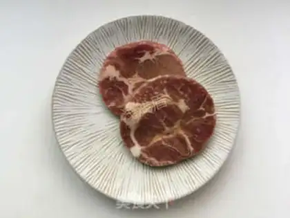 Make Delicious pork chops step 1