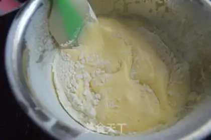 Make Handmade black chocolate brownie step 2