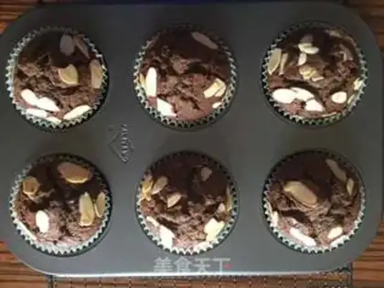 Make Chocolate cupcakes step 7