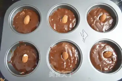 Make Handmade black chocolate brownie step 4