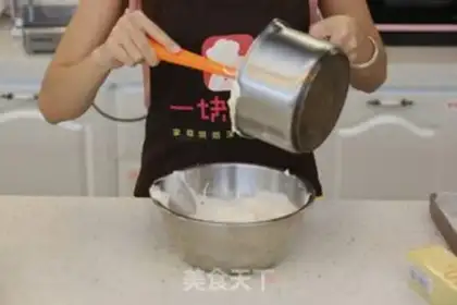 Make Japanese cotton cake rolls step 9
