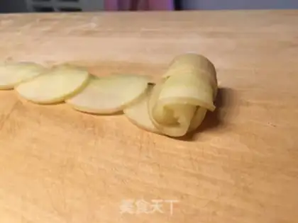 Make Apple roses step 6