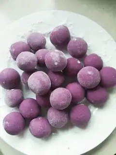 Make Rose bread step 8
