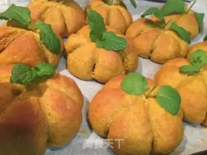 Make Pumpkin bag step 8