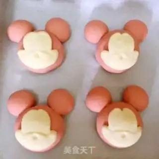 Make Mickey Minnie step 9