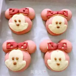 Make Mickey Minnie step 13