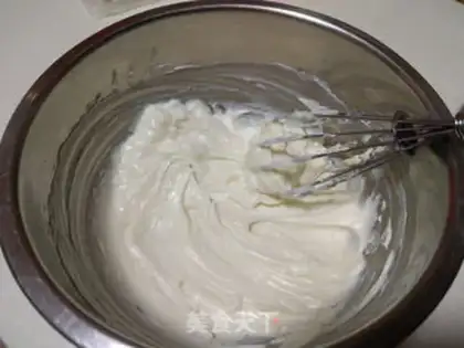 Make Cranberry cheese mini roll step 6