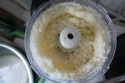 Make No flour, no oil for the bottom pizza step 2