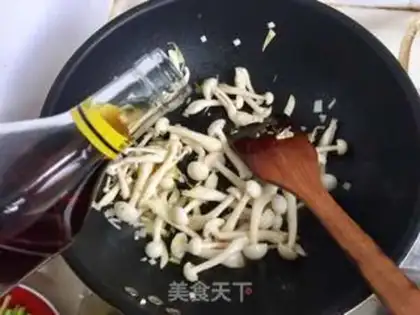 Make Scrambled peppers and platinum mushrooms step 8