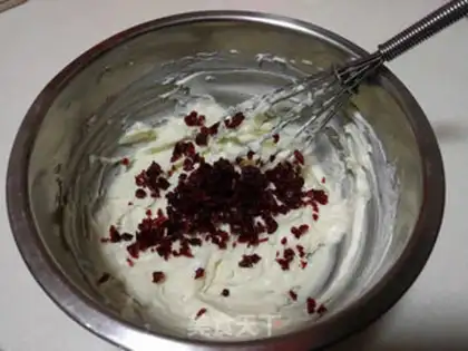 Make Cranberry cheese mini roll step 9