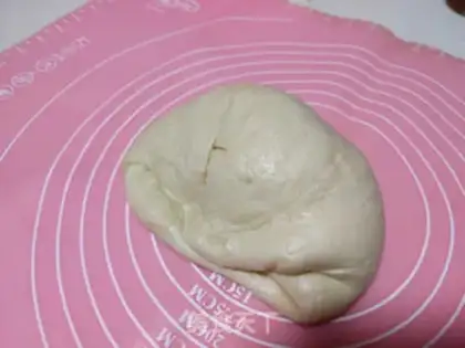 Make Cranberry cheese mini roll step 12