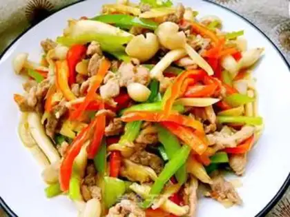 Make Scrambled peppers and platinum mushrooms step 16