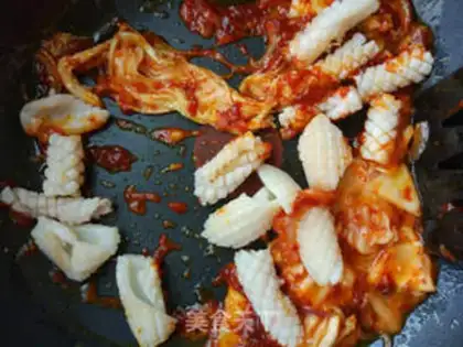Make Hot cabbage to make a living step 4