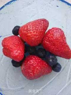 Make Twinberry Smutcher step 1