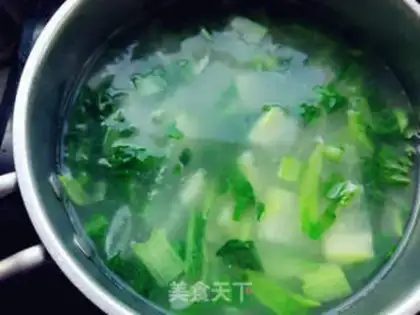 Make Seafood melon soup step 3