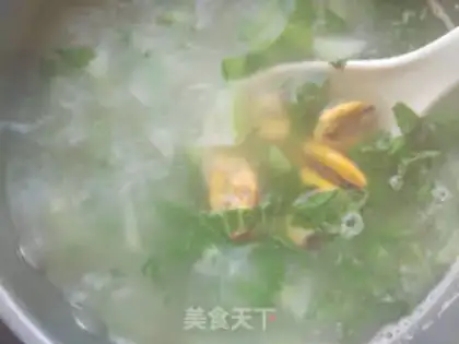 Make Seafood melon soup step 4
