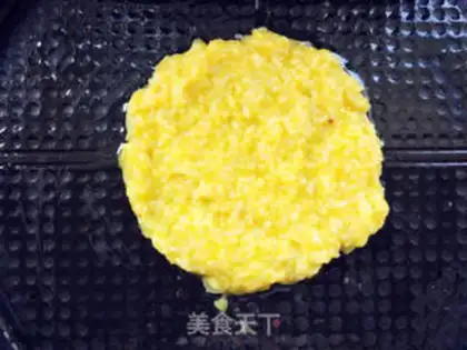 Make Pumpkin rice omelet step 4