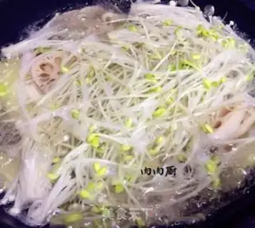 Make Zhongqing State roasted fish step 2