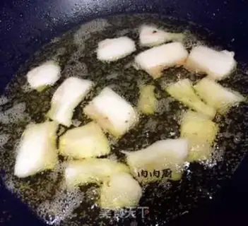Make Zhongqing State roasted fish step 5