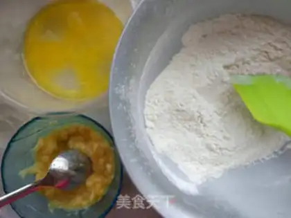 Make Little bunny banana muffins step 0