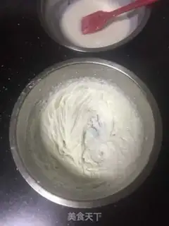 Make A hand-drawing mousse drum cake step 5