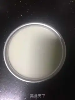 Make A hand-drawing mousse drum cake step 7