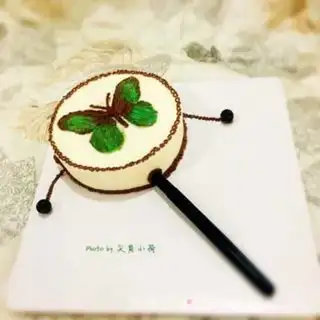 Make A hand-drawing mousse drum cake step 19