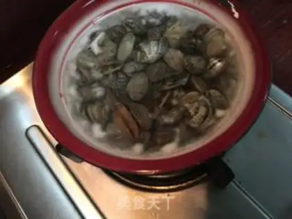 Make Pop-fried clams step 2