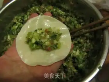 Make Celery pork dumplings step 8