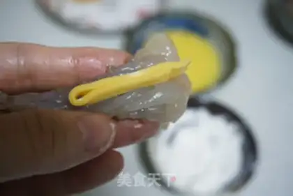 Make Cheese-tailed shrimp step 4