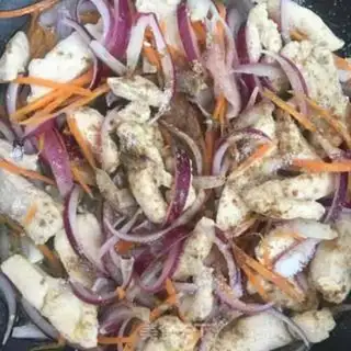 Make Butter chicken pasta step 4