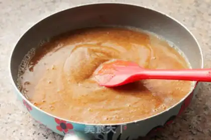 Make Homemade red date mud step 5