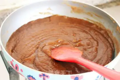 Make Homemade red date mud step 7