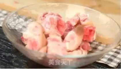Make Taste pig feet step 1