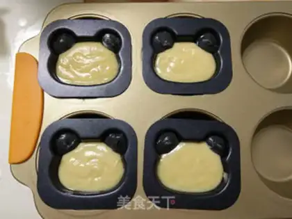 Make Bear lollipop cake step 7