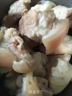 Make Guizhou sour pig hoof step 0