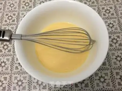 Make Yogurt muffins step 1