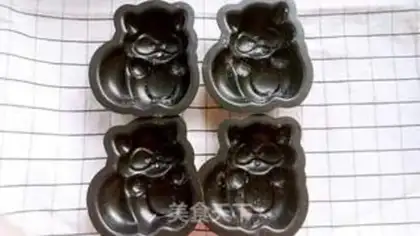 Make The raccoon ice-skin mooncake step 6