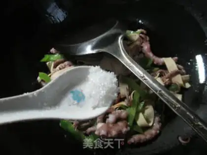Make Pelican peppers of fried octopus step 5