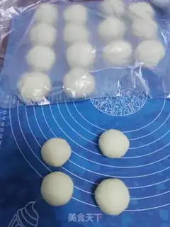 Make A walnut bread step 4
