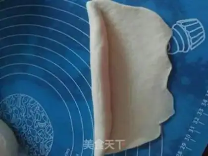 Make caterpillar bread step 8