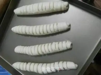 Make caterpillar bread step 11