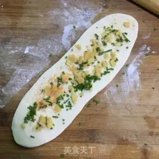 Make Hand grab cake step 2